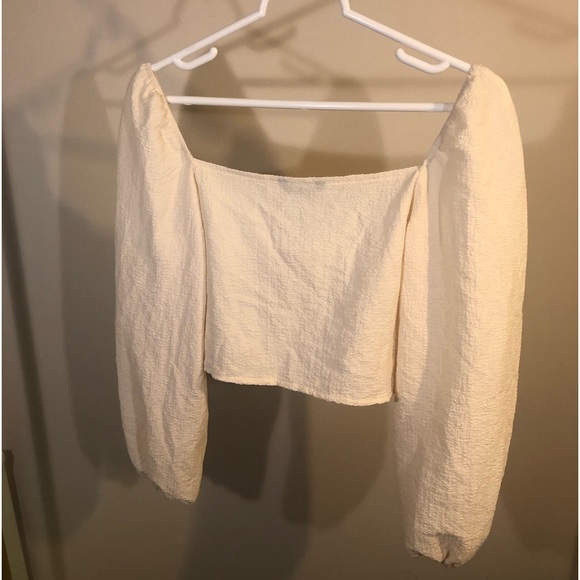 Shein cream cropped long sleeve top - Picture 3 of 3